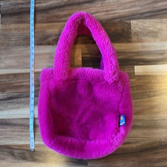UNIF Luv Bag Hot Pink - Picture 8 of 8